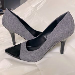 Womens size 7 1/2 black/grey heels